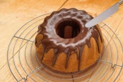 Dr. Oetker Gugelhupf -Sicheres Lebensmittelgeschäft 4502110056 4000521029944 08